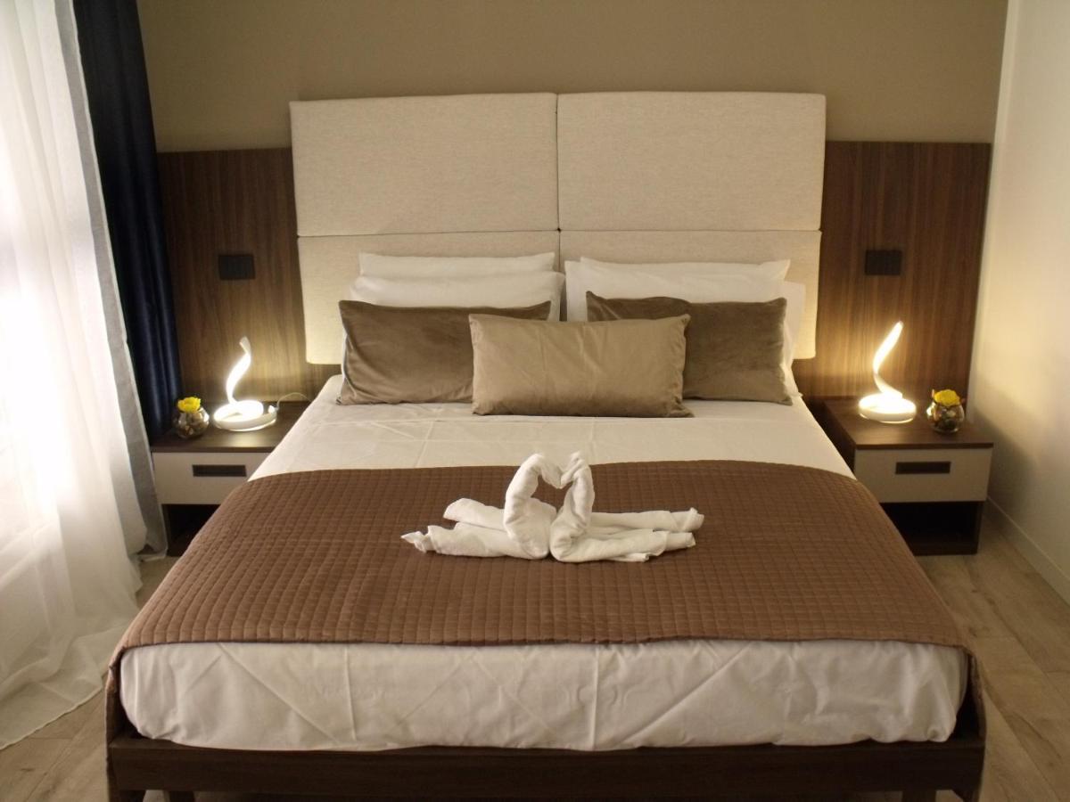 Hotel Plaza Ungheria Palermo Ngoại thất bức ảnh