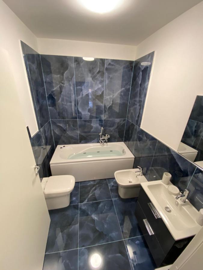 Hotel Plaza Ungheria Palermo Ngoại thất bức ảnh