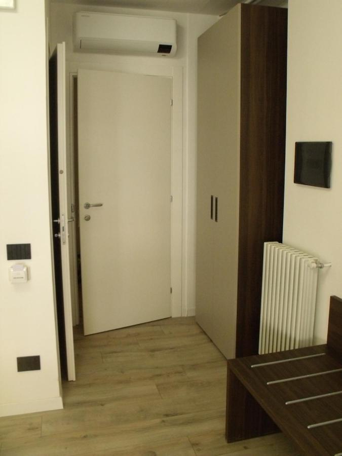 Hotel Plaza Ungheria Palermo Ngoại thất bức ảnh