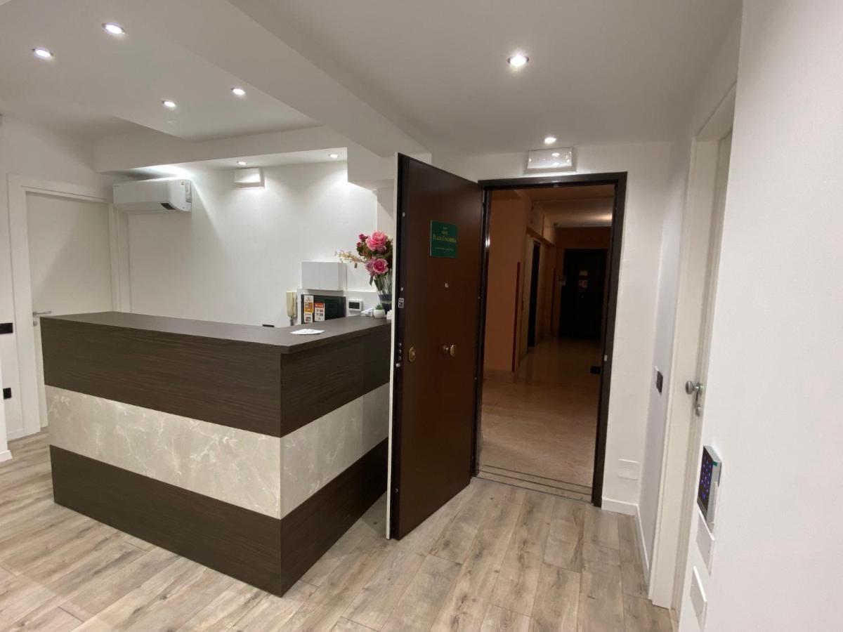 Hotel Plaza Ungheria Palermo Ngoại thất bức ảnh